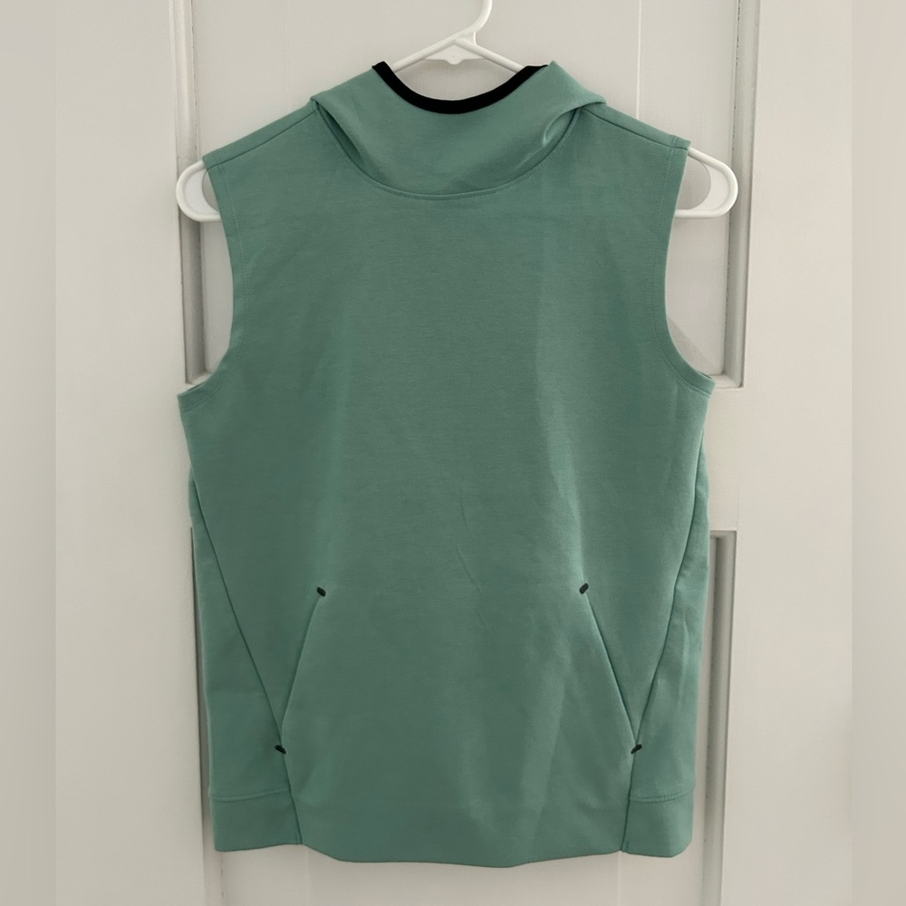 Old‎ Navy Girls Active Dynamic Fleece Sleeveless Hoodie